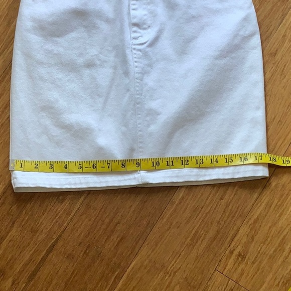 Jeanology Newport News White Jean Skirt - Picture 6 of 9